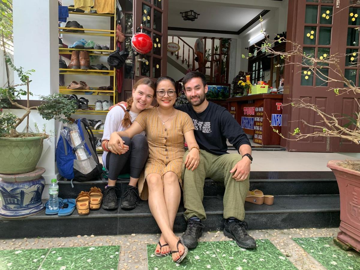 Cheerful Hoi An Hostel Esterno foto