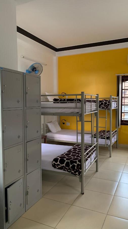 Cheerful Hoi An Hostel Esterno foto